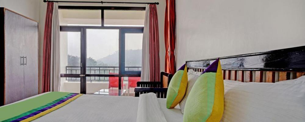 Treebo Spring Birds Hotell Bhīm Tāl Eksteriør bilde