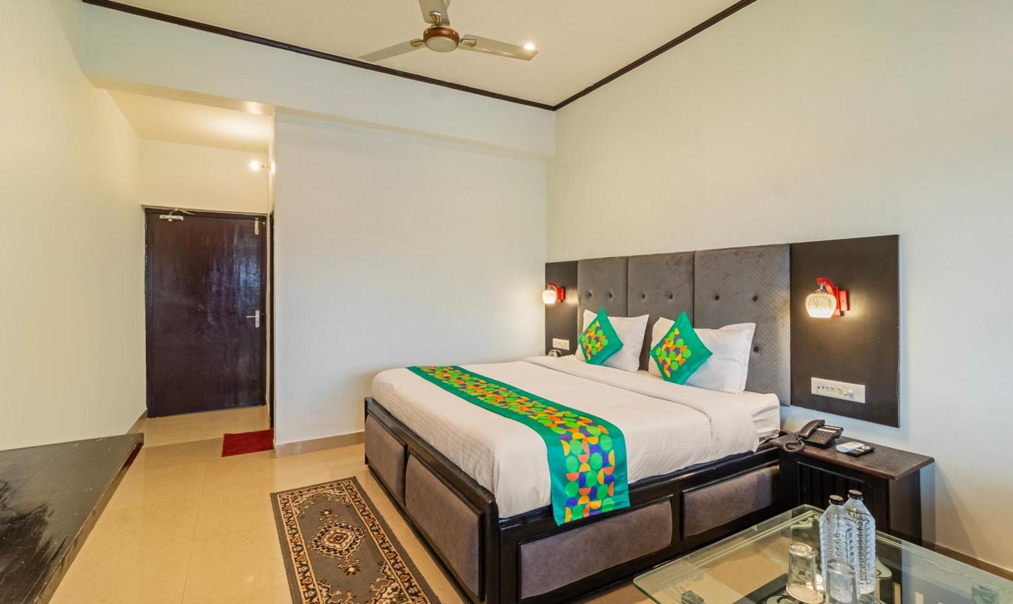 Treebo Spring Birds Hotell Bhīm Tāl Eksteriør bilde