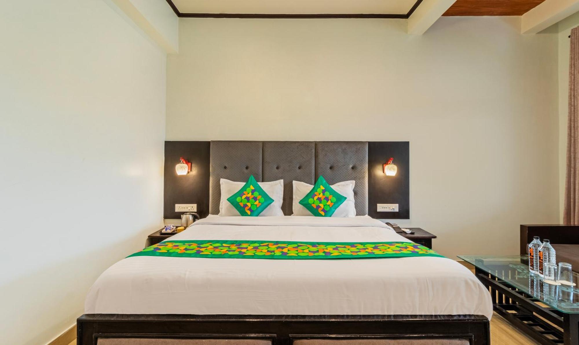 Treebo Spring Birds Hotell Bhīm Tāl Eksteriør bilde